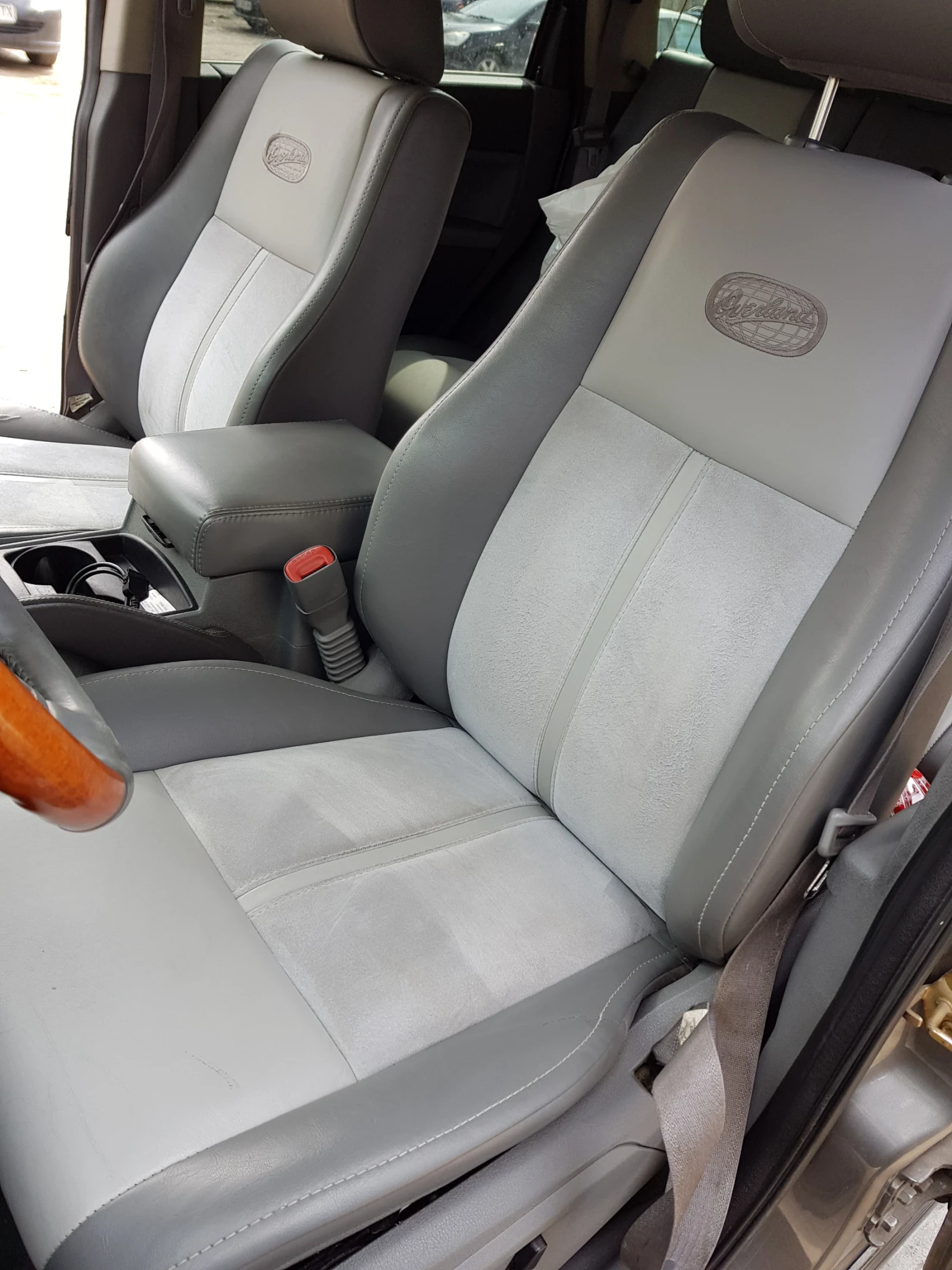 Jeep Grand cherokee 3.0 crd OVERLAND, снимка 12 - Автомобили и джипове - 52181342