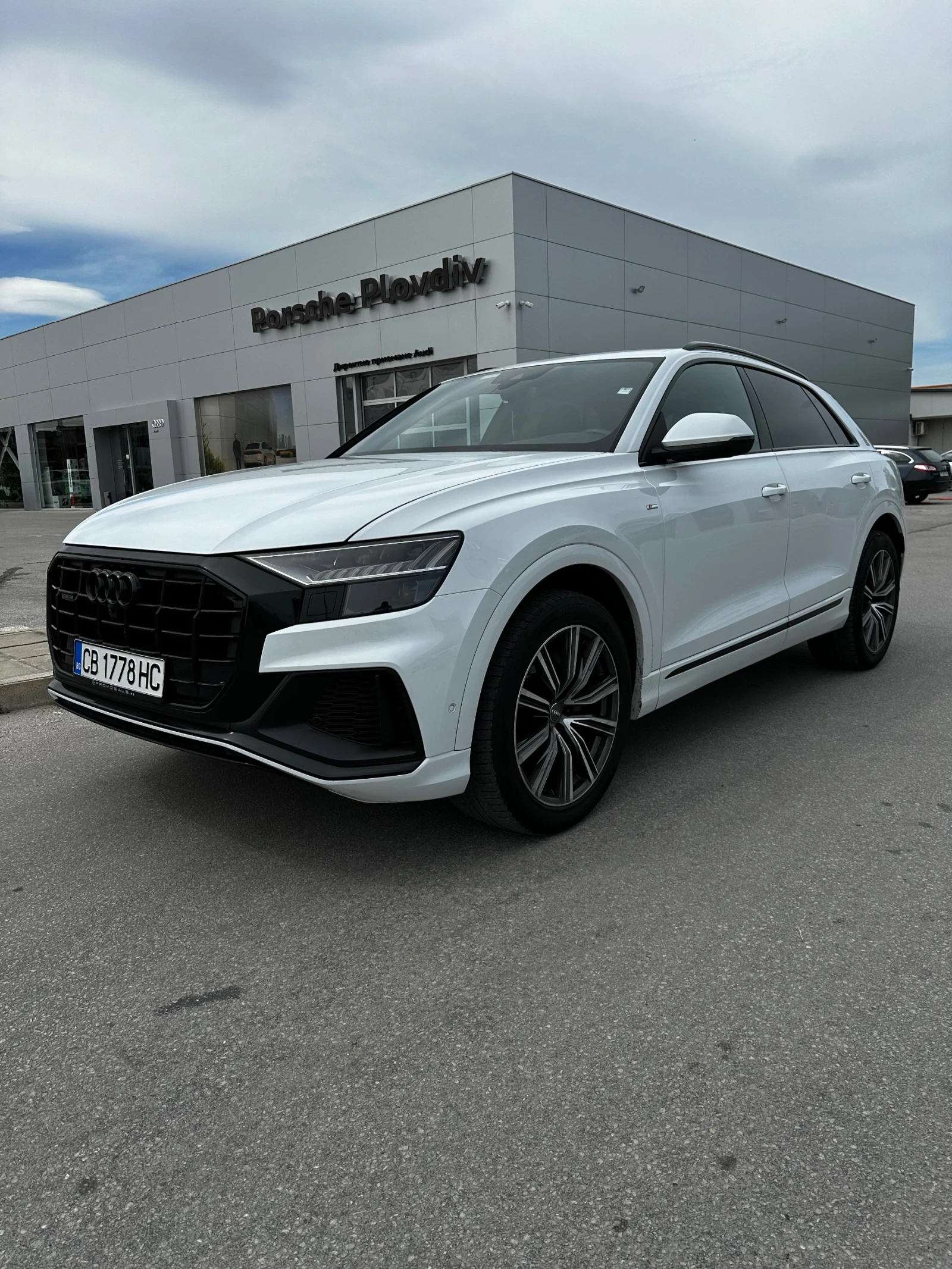 Audi Q8 50TDI 3xS line B&O - изображение 2