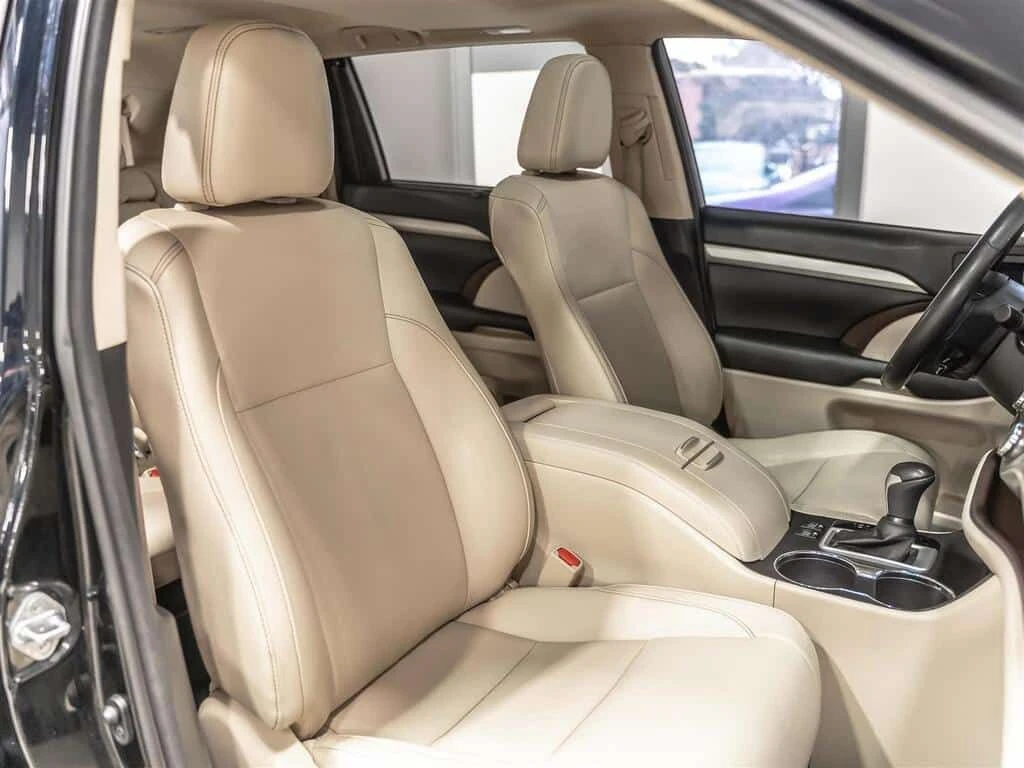 Toyota Highlander * $300 BI WEEKLY $2000 DOWN XLE| AWD| 8 PASSENGER|, снимка 11 - Автомобили и джипове - 53903696