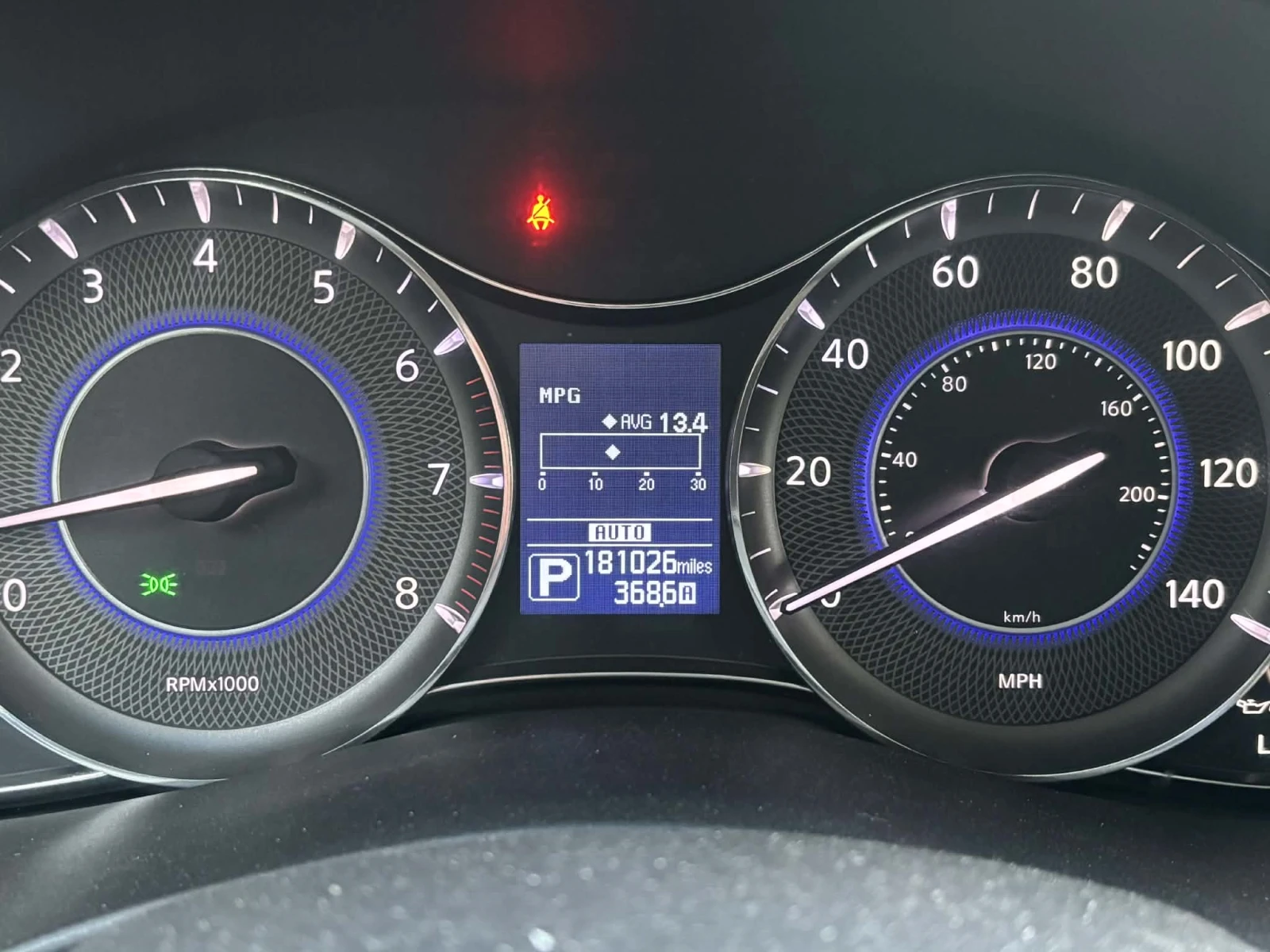 Infiniti QX80, снимка 13 - Автомобили и джипове - 53967049