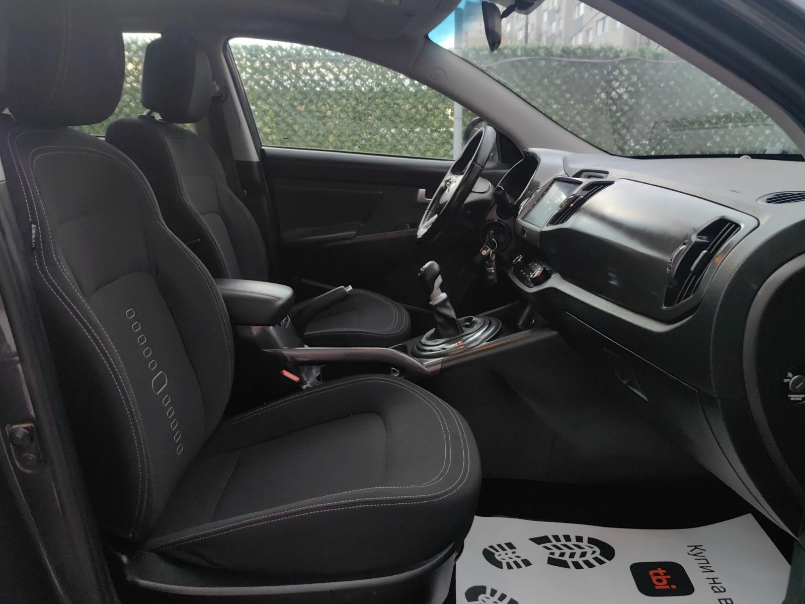 Kia Sportage 1, 7crdi-116к.с Лед Светлини Мулти Медия Кар Плей, снимка 12 - Автомобили и джипове - 54186077