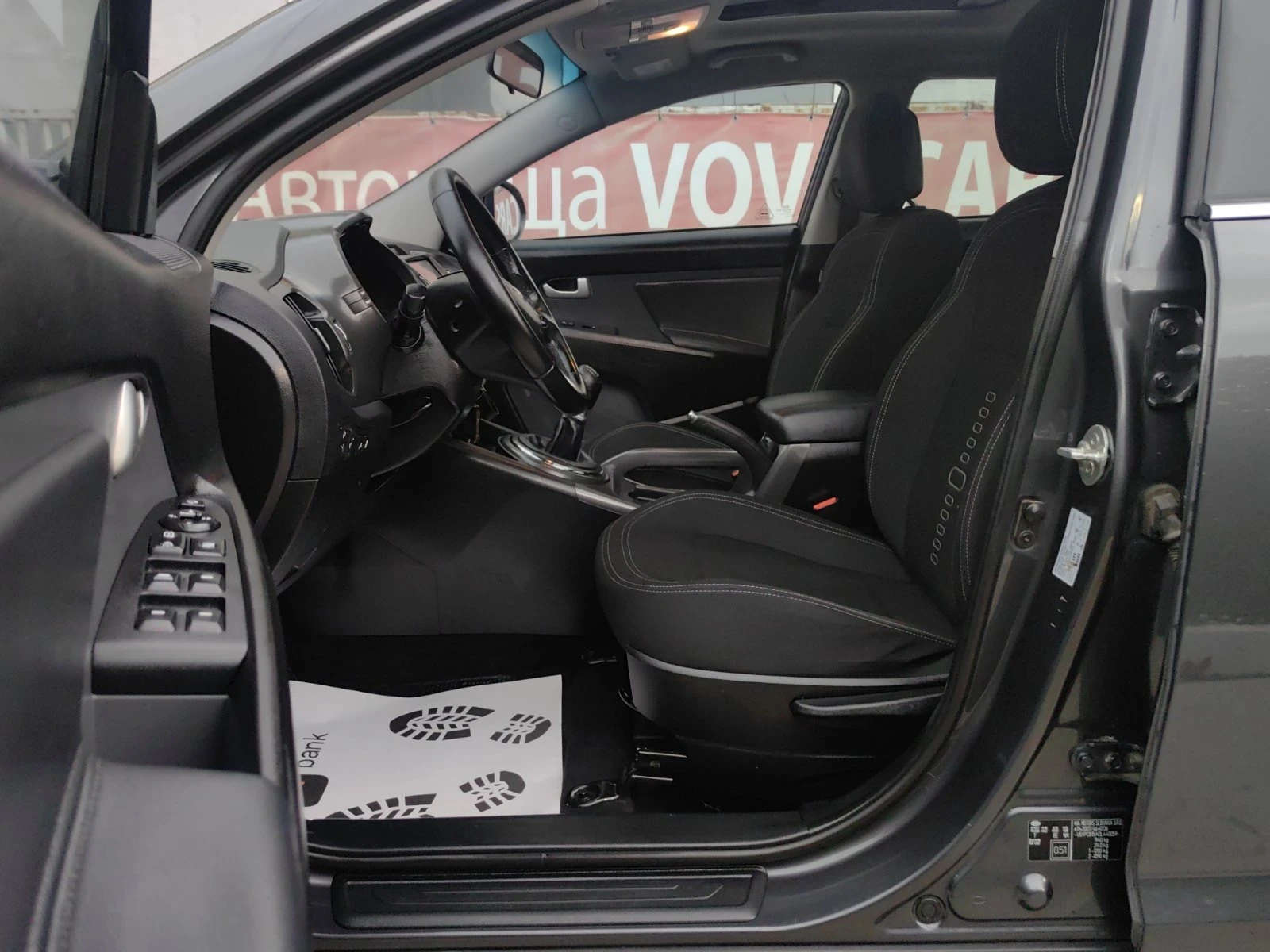 Kia Sportage 1, 7crdi-116к.с Лед Светлини Мулти Медия Кар Плей, снимка 7 - Автомобили и джипове - 54186077