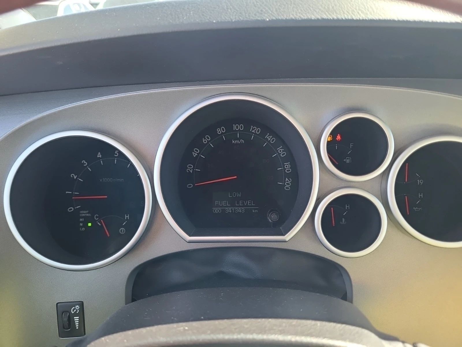 Toyota Sequoia Platinum / 4WD / ��� ��������� / Carfax / | Mobile.bg � ����������� 8