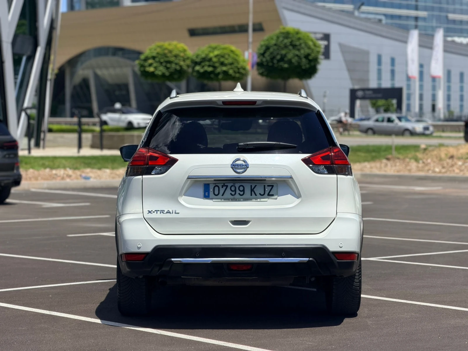Nissan X-trail 1.6 ������ ������ ���� ��������� �� 187 ���� | Mobile.bg � ����������� 7