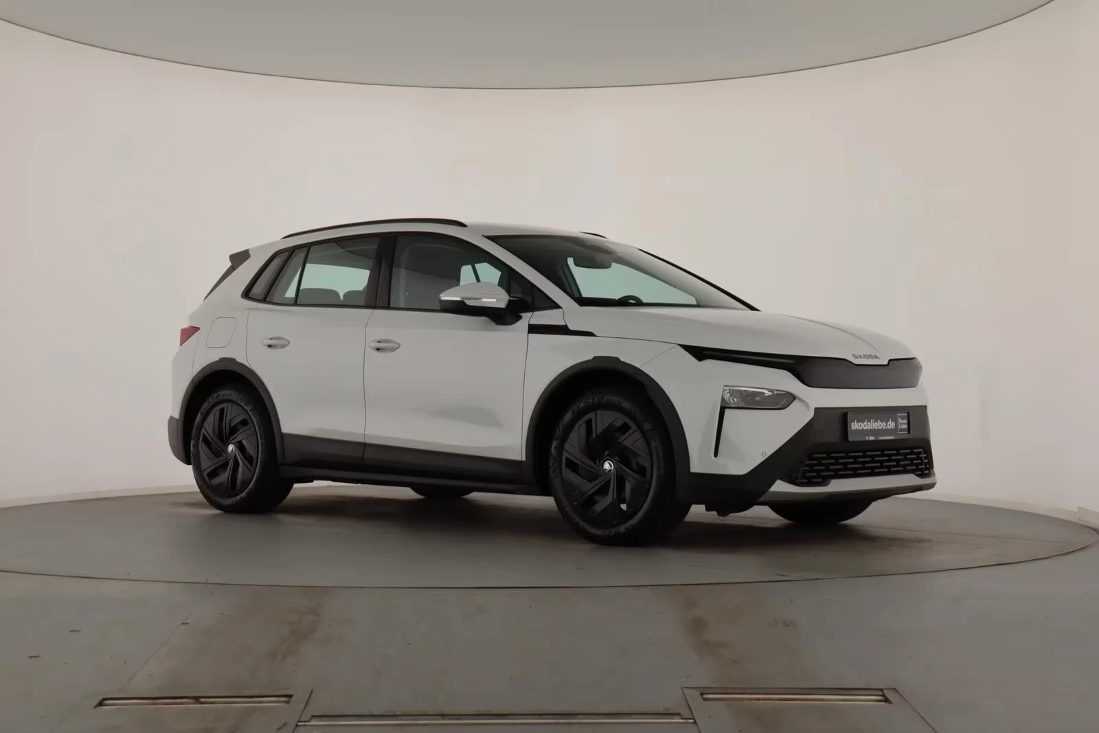 Skoda Elroq 50 Tour Camera Winter Package  | Mobile.bg � ����������� 3
