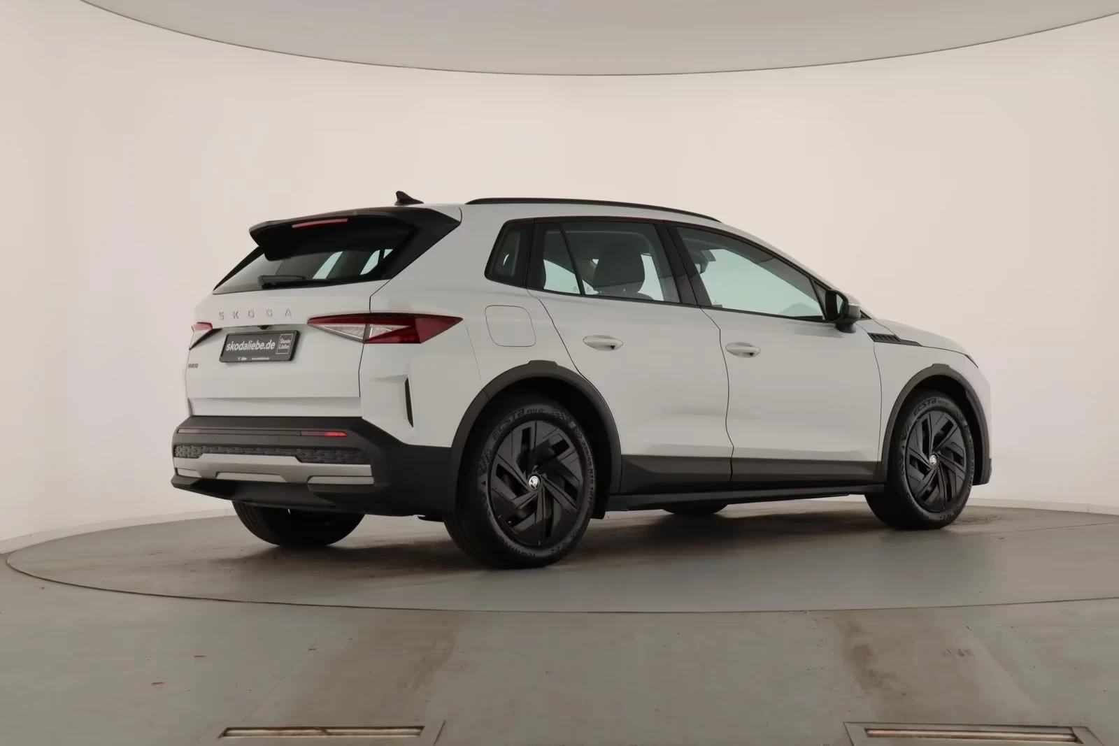 Skoda Elroq 50 Tour Camera Winter Package  | Mobile.bg � ����������� 5