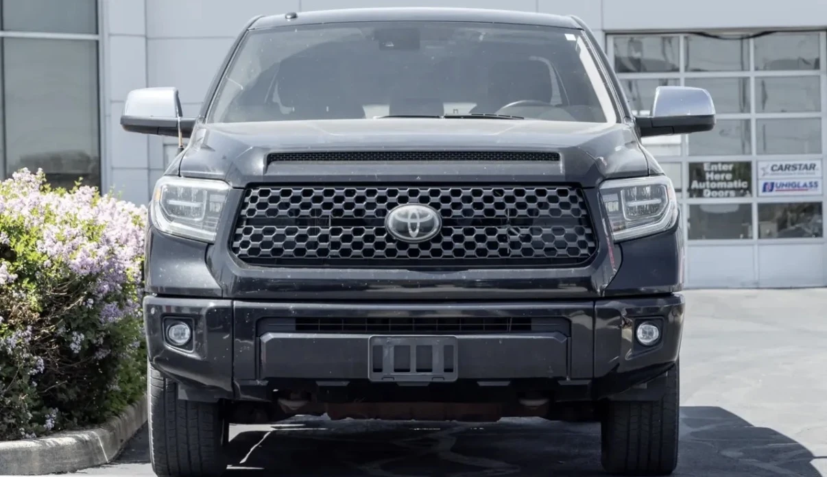 Toyota Tundra CREWMAX PLATINUM 5.7 * БЕЗ ИНЦИДЕНТИ * CARFAX * , снимка 2 - Автомобили и джипове - 54986341