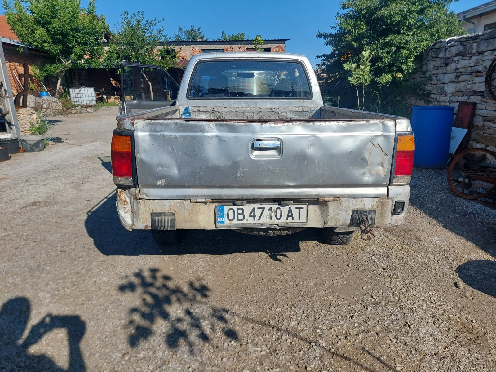 Mazda B2500 4x4, снимка 5 - Автомобили и джипове - 55206439