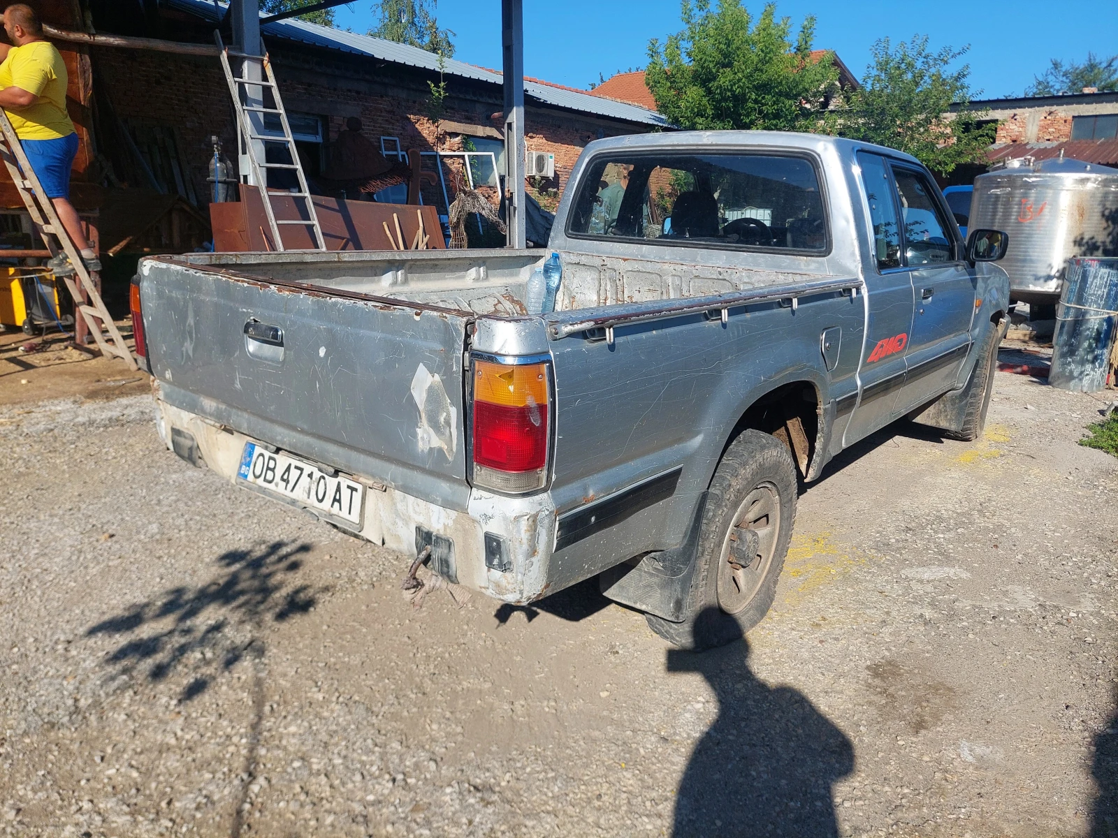 Mazda B2500 4x4, снимка 4 - Автомобили и джипове - 55206439