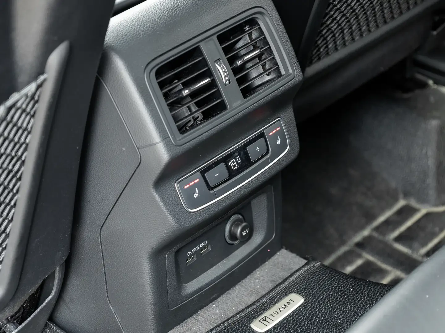 Audi SQ5 MATRIX* BANG* OLUFSEN* LANE* ASSIST* КАМЕРА* , снимка 17 - Автомобили и джипове - 55282725