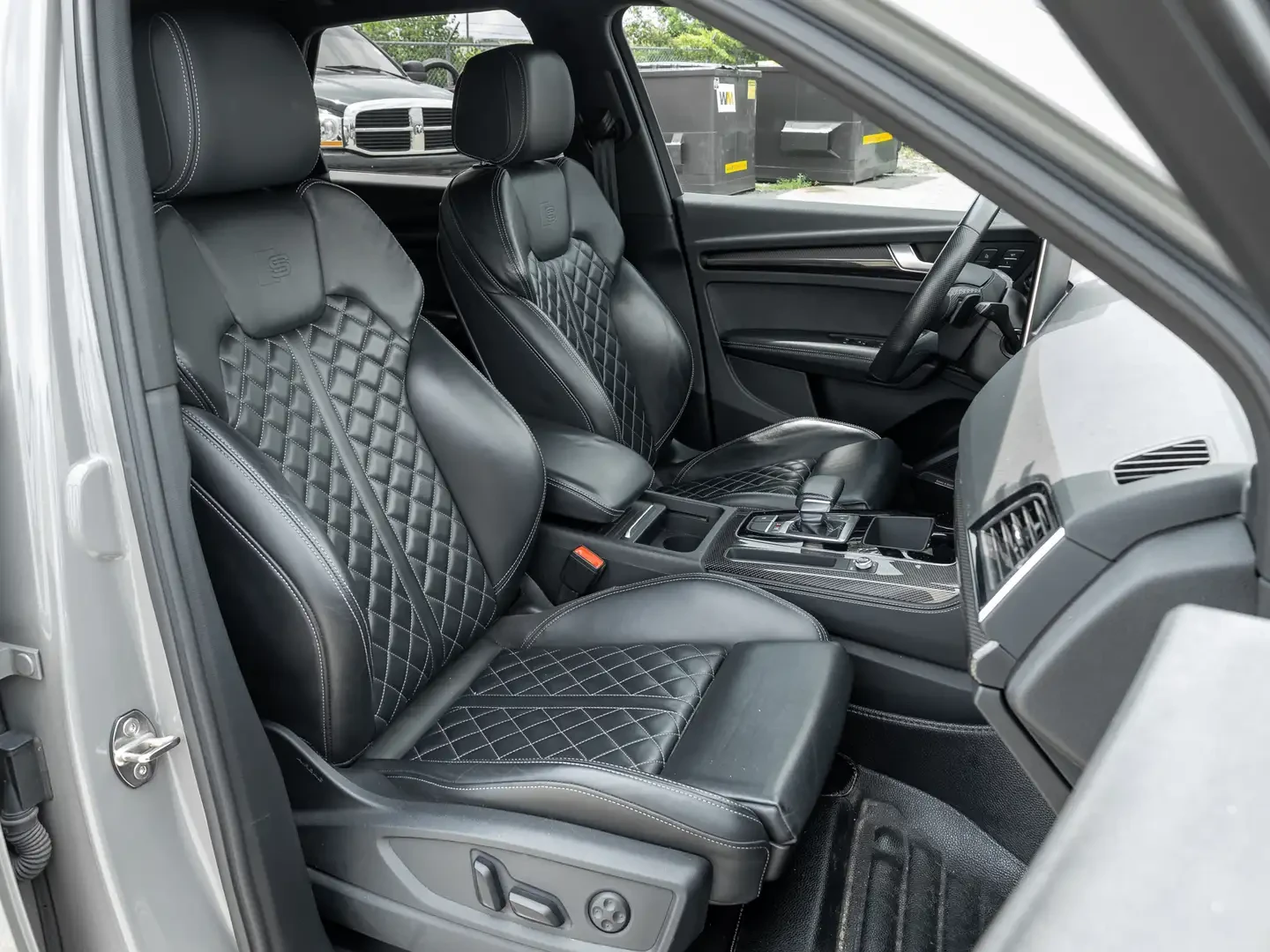 Audi SQ5 MATRIX* BANG* OLUFSEN* LANE* ASSIST* КАМЕРА* , снимка 14 - Автомобили и джипове - 55282725