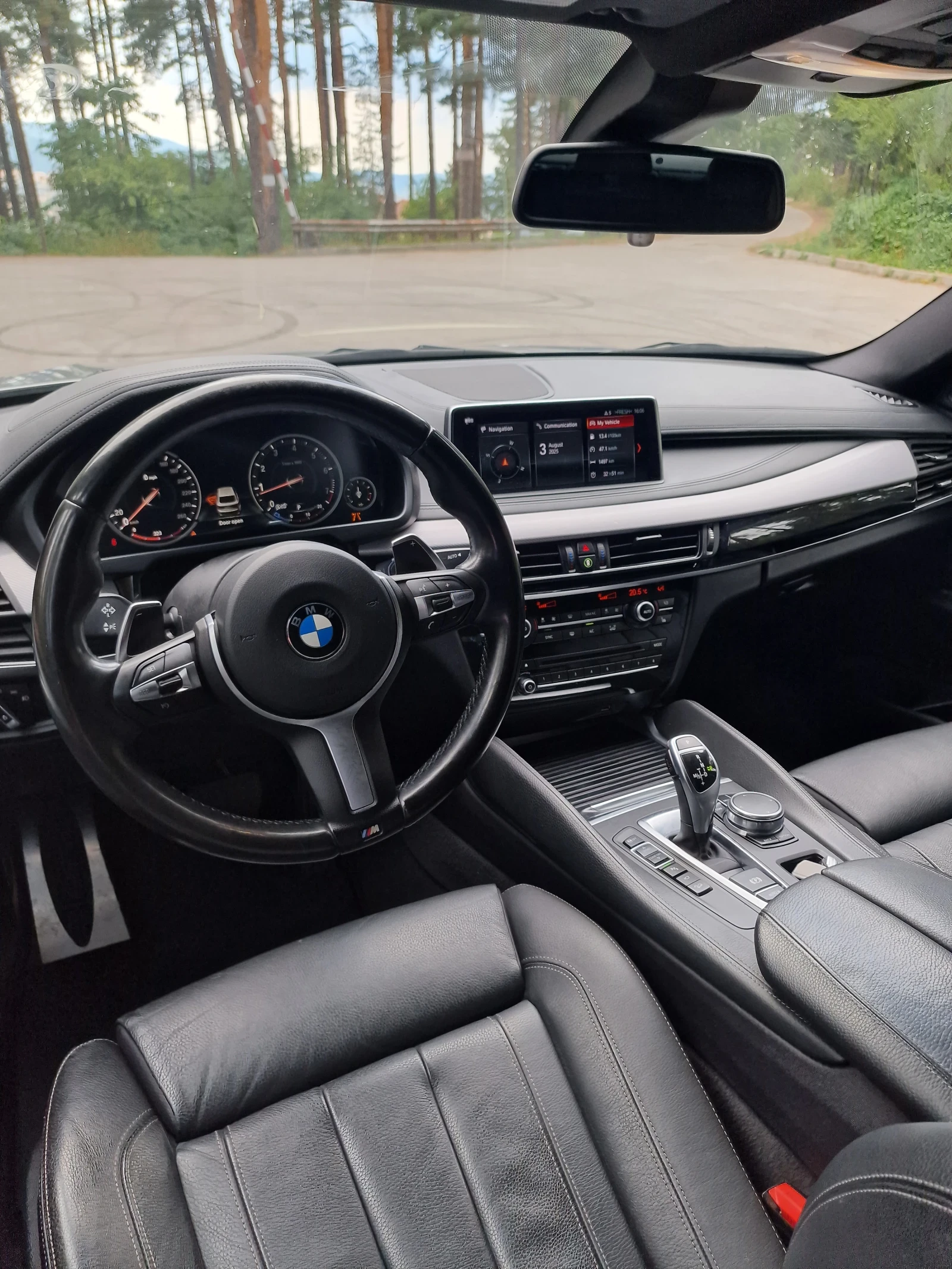 BMW X6 50i xDrive 4. 4L М Sport пакет, снимка 10 - Автомобили и джипове - 55456023