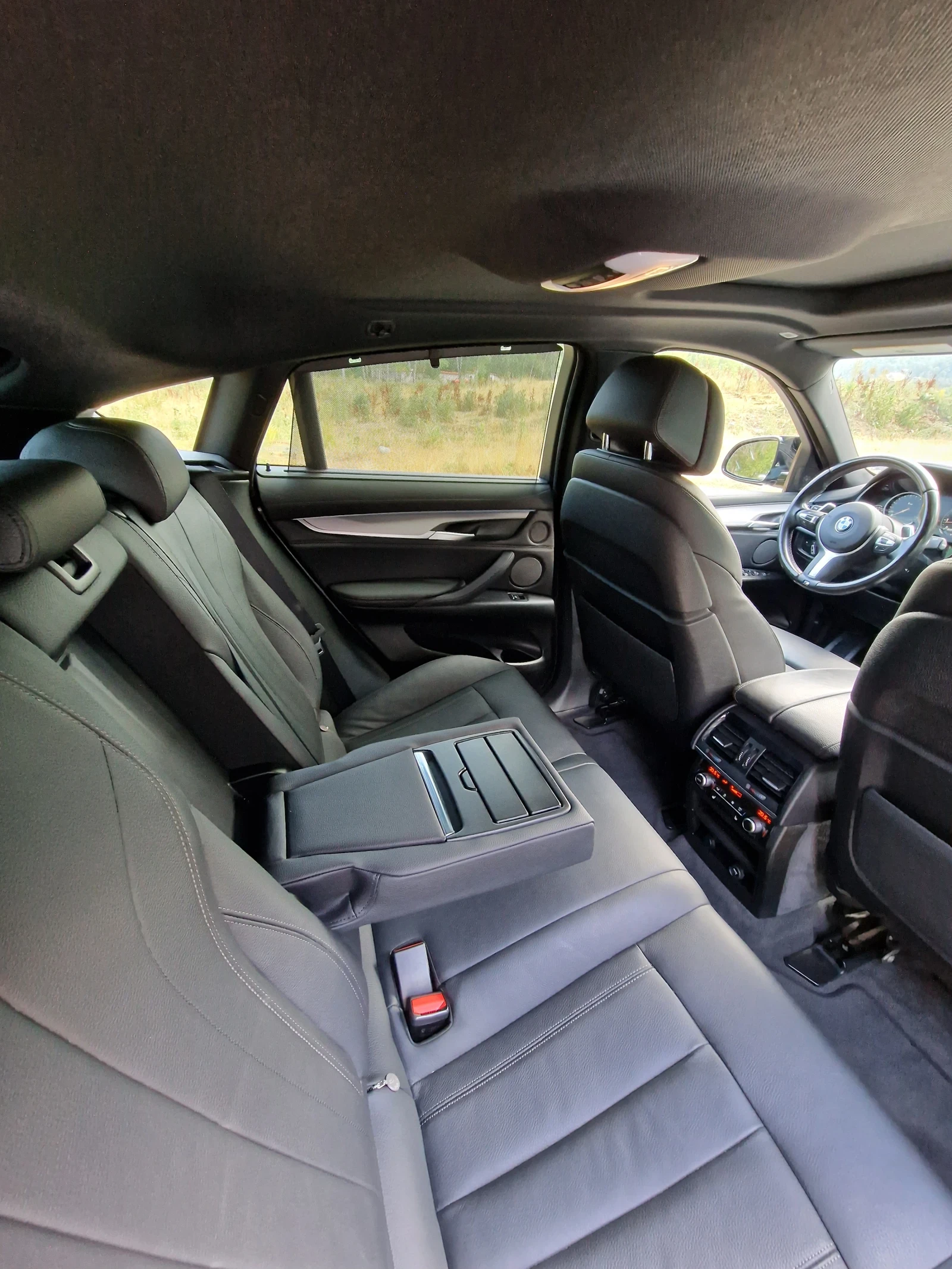 BMW X6 50i xDrive 4. 4L М Sport пакет, снимка 11 - Автомобили и джипове - 55456023