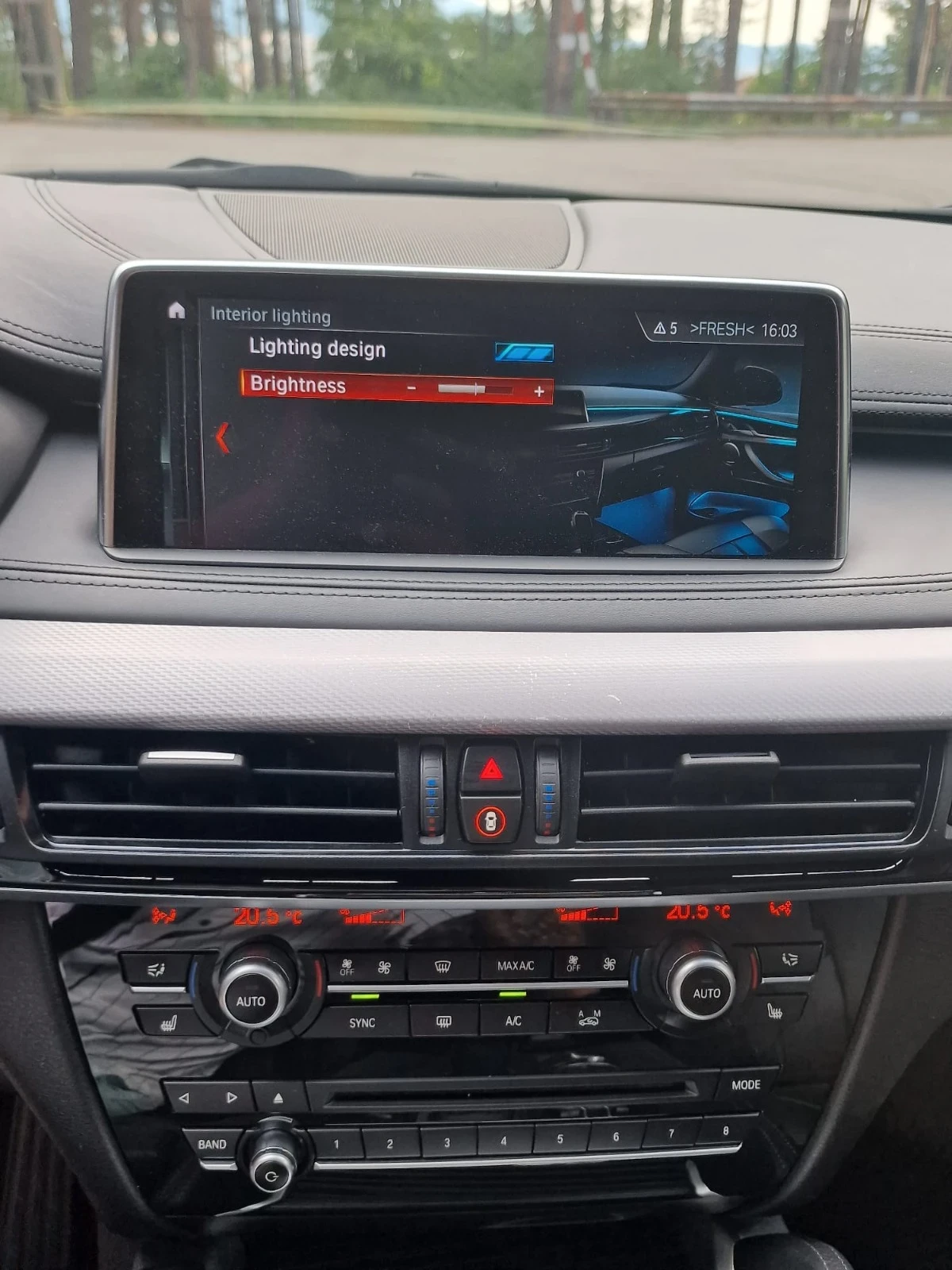 BMW X6 50i xDrive 4. 4L М Sport пакет, снимка 13 - Автомобили и джипове - 55456023