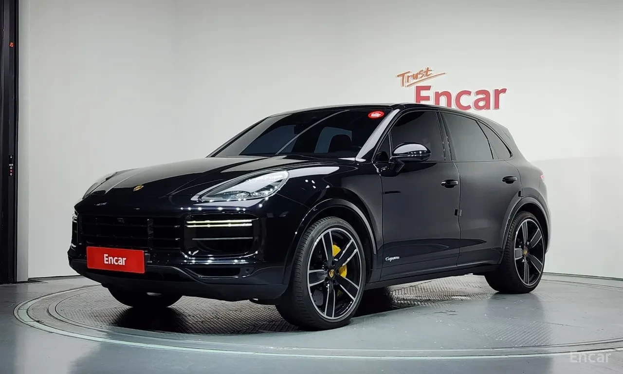 Porsche Cayenne Turbo* HUD* 360* Pano* B&O* Ceramic* Chrono* Обдух