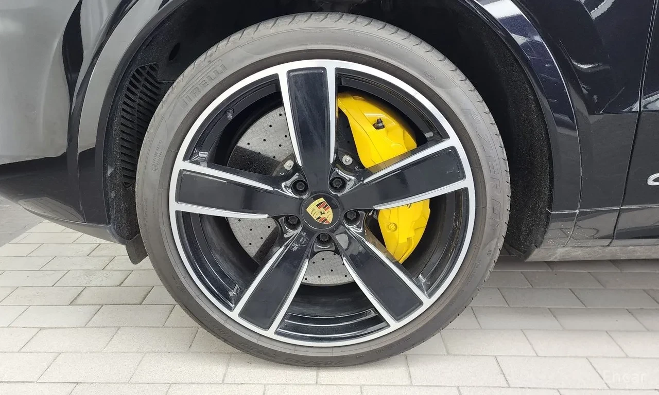 Porsche Cayenne Turbo* HUD* 360* Pano* B&O* Ceramic* Chrono* Обдух, снимка 5 - Автомобили и джипове - 55752510