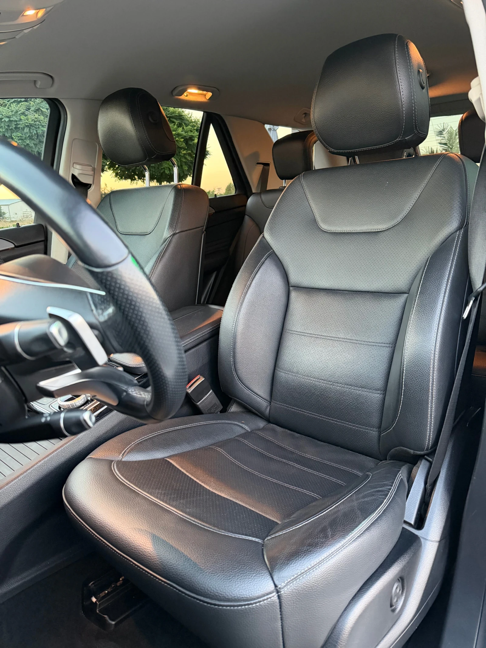 Mercedes-Benz GLE 350 D/AMG LINE/TOP/LIZING, снимка 12 - Автомобили и джипове - 55935294