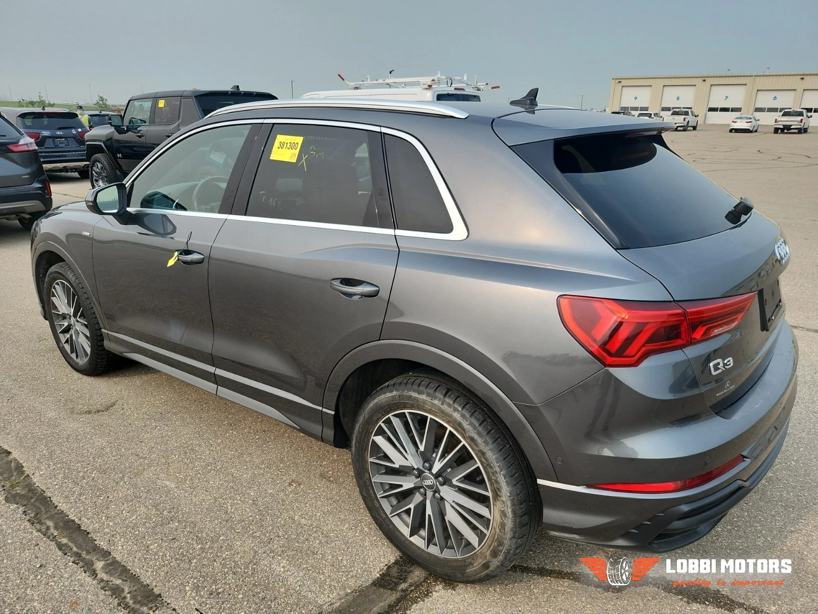Audi Q3, снимка 4 - Автомобили и джипове - 56103883