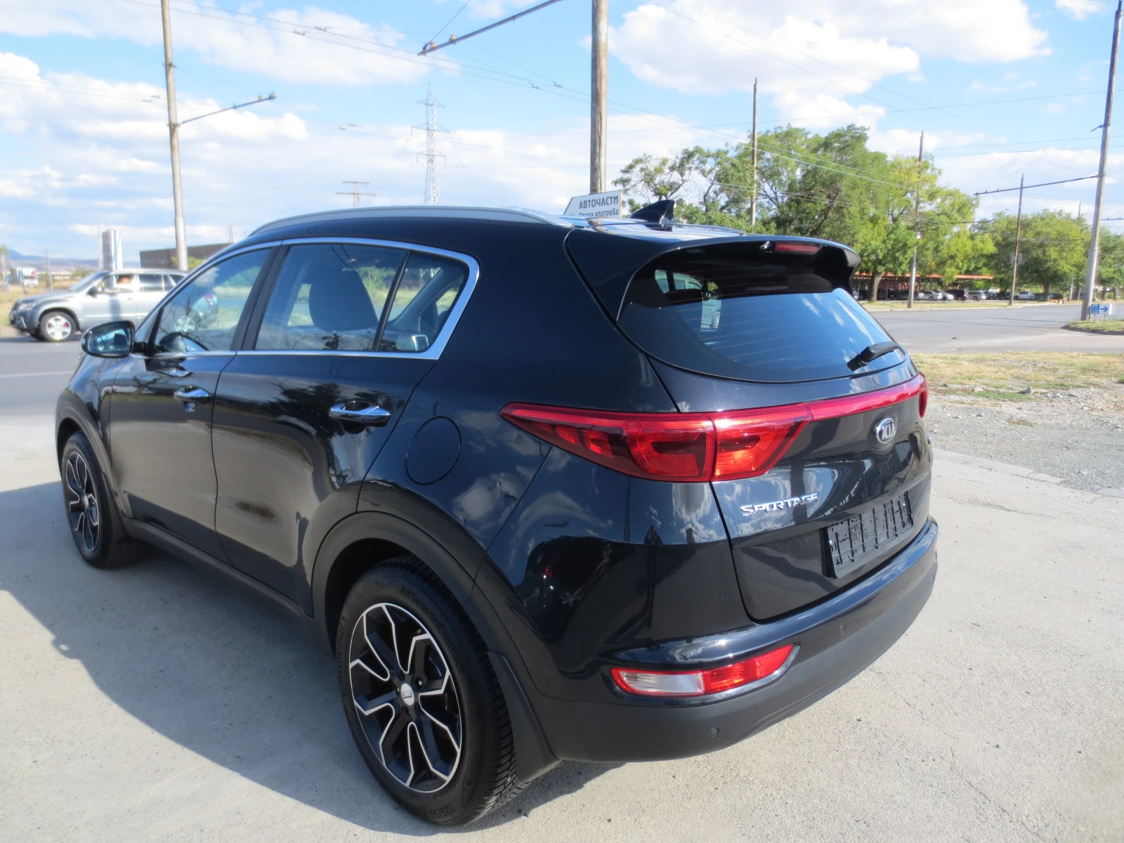 Kia Sportage 1.7 CRDI, снимка 6 - Автомобили и джипове - 56213283