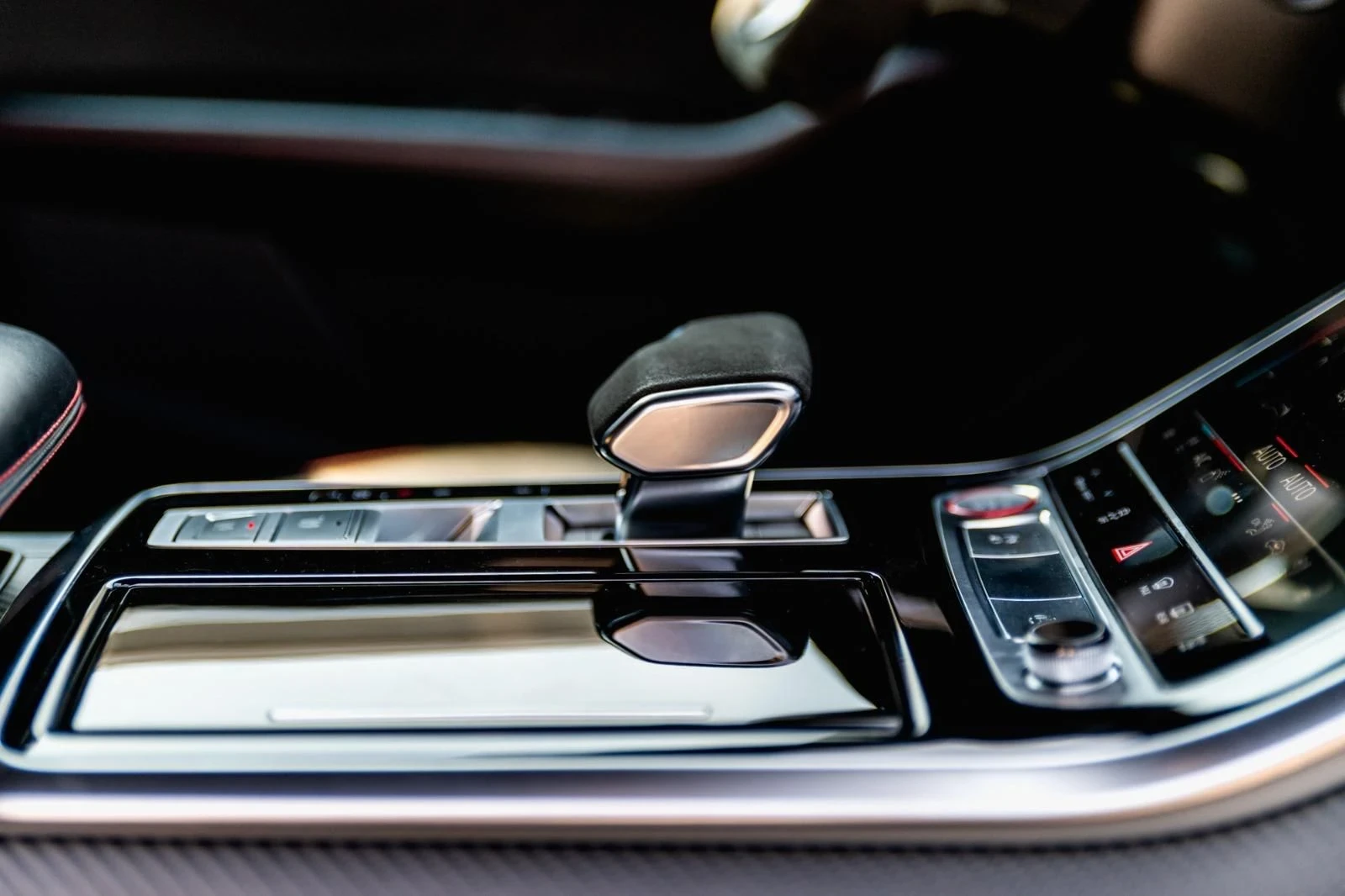 Audi RSQ8 Maxton/Carbon/Ceramic/SoftClose/����� ������ | Mobile.bg � ����������� 9