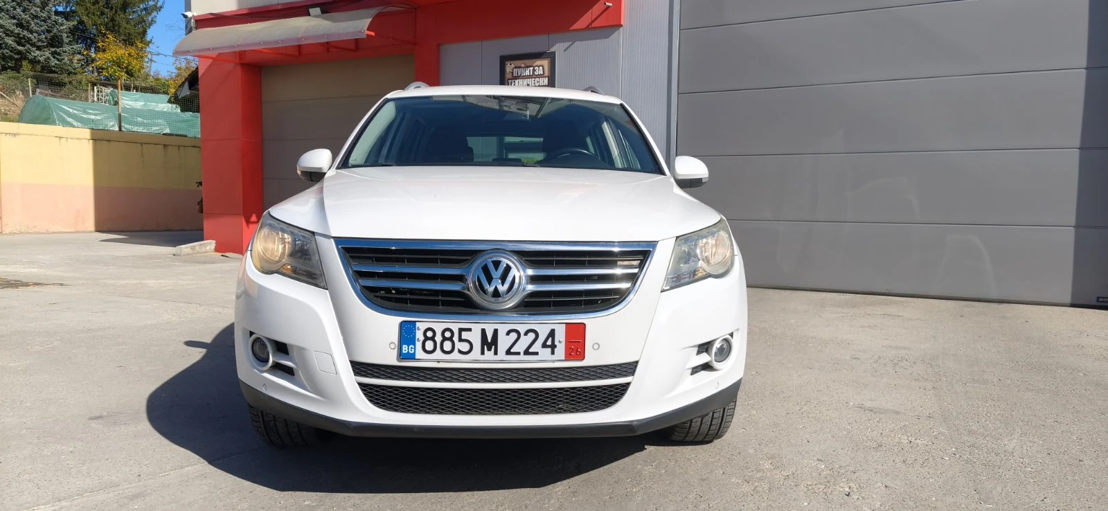 VW Tiguan 4х4 140кс, снимка 3 - Автомобили и джипове - 56451721