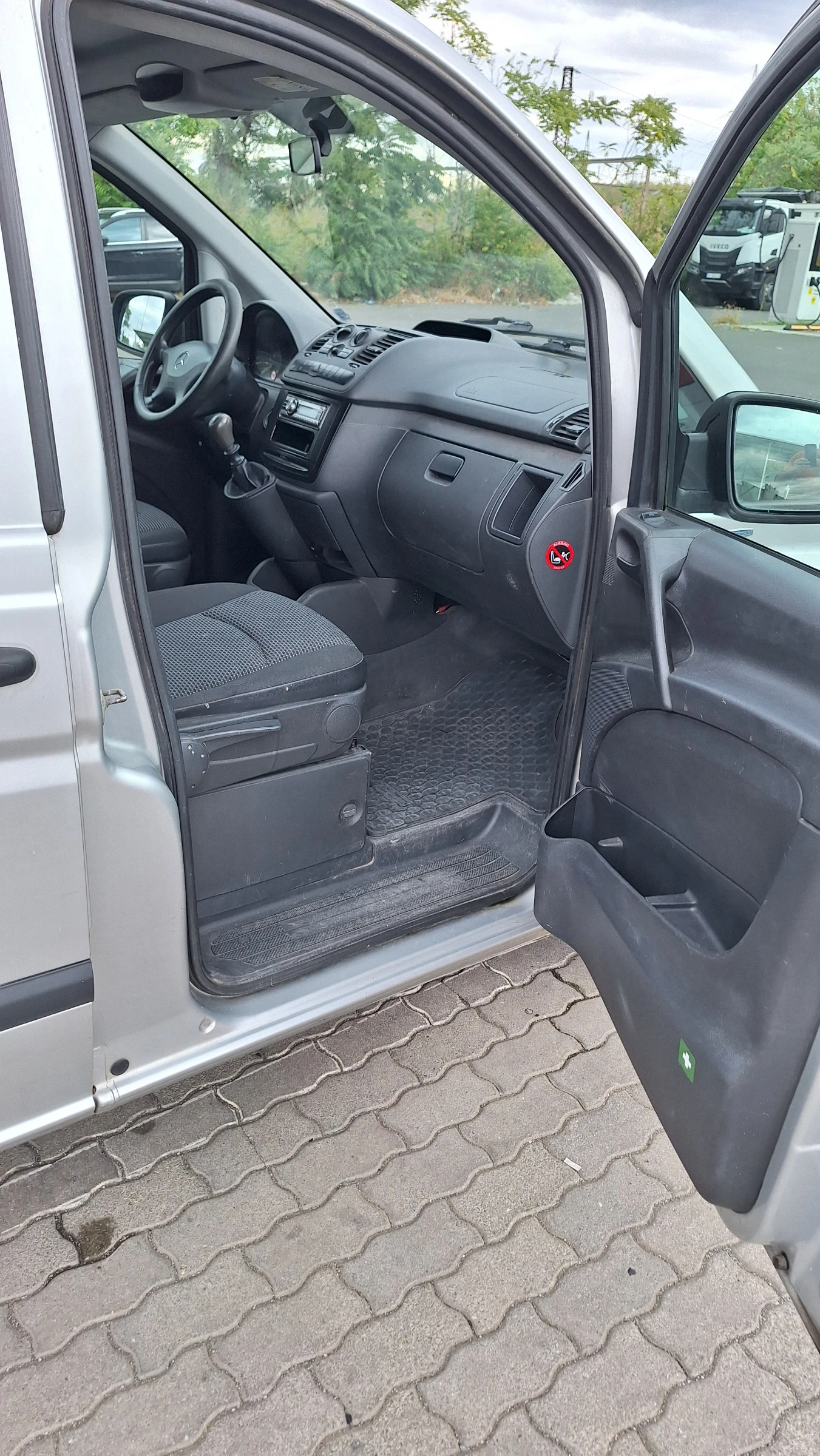 Mercedes-Benz Vito 113, снимка 15 - Бусове и автобуси - 56216410