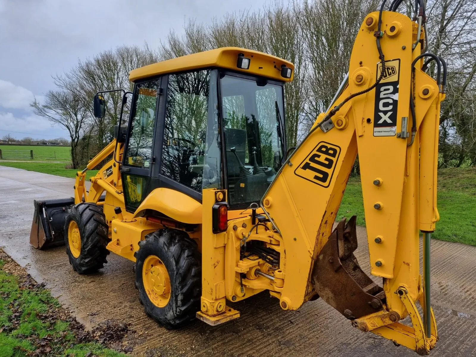 Багер JCB 2CX, снимка 2 - Индустриална техника - 55933069
