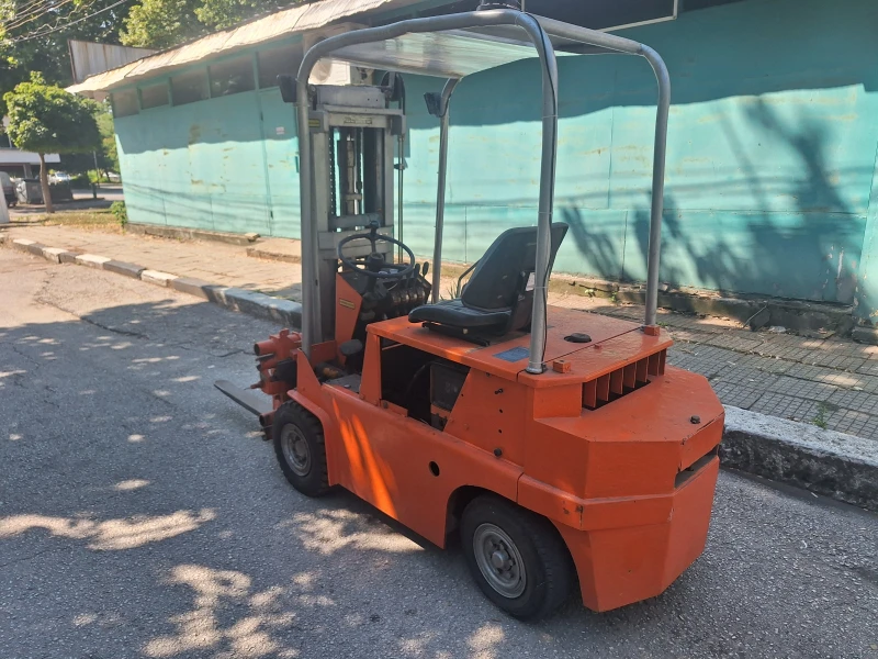 Мотокар Clark, снимка 2 - Индустриална техника - 51522066