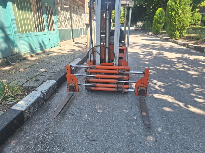 Мотокар Clark, снимка 6 - Индустриална техника - 51522066