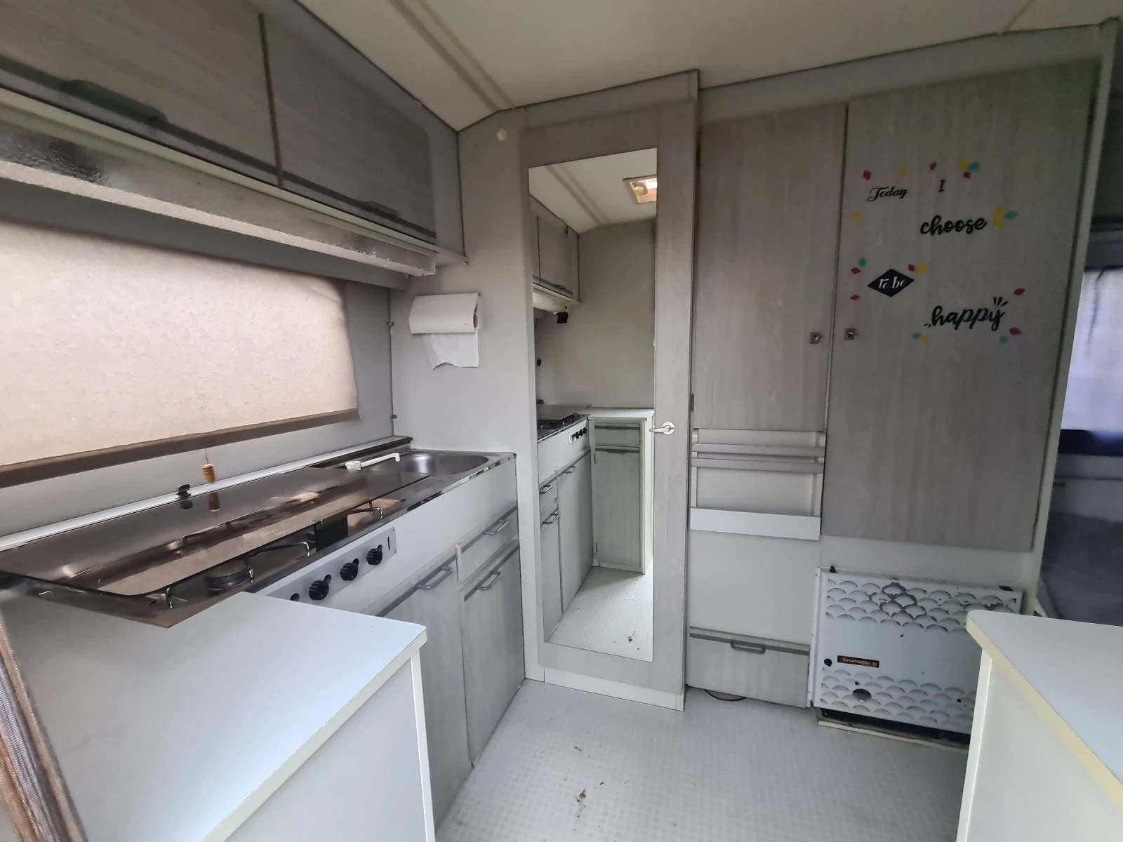 Каравана Beyerland 3.8м 750кг - изображение 3