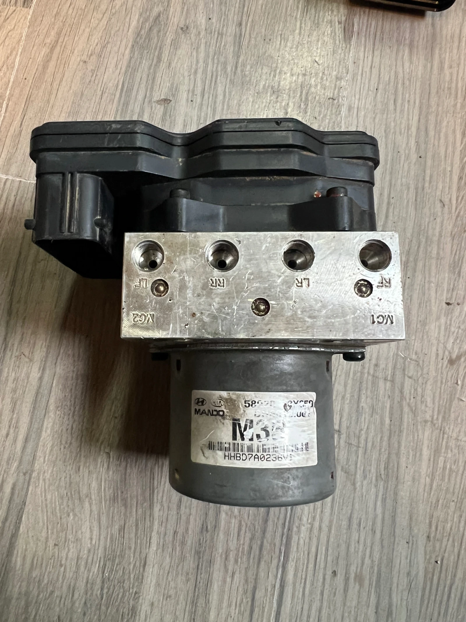 58920-2Y350 ABS  HYUNDAI IX35 58920-2Y350 BH6013I001 | Mobile.bg   1