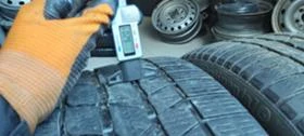 Гуми Зимни 255/40R18, снимка 3