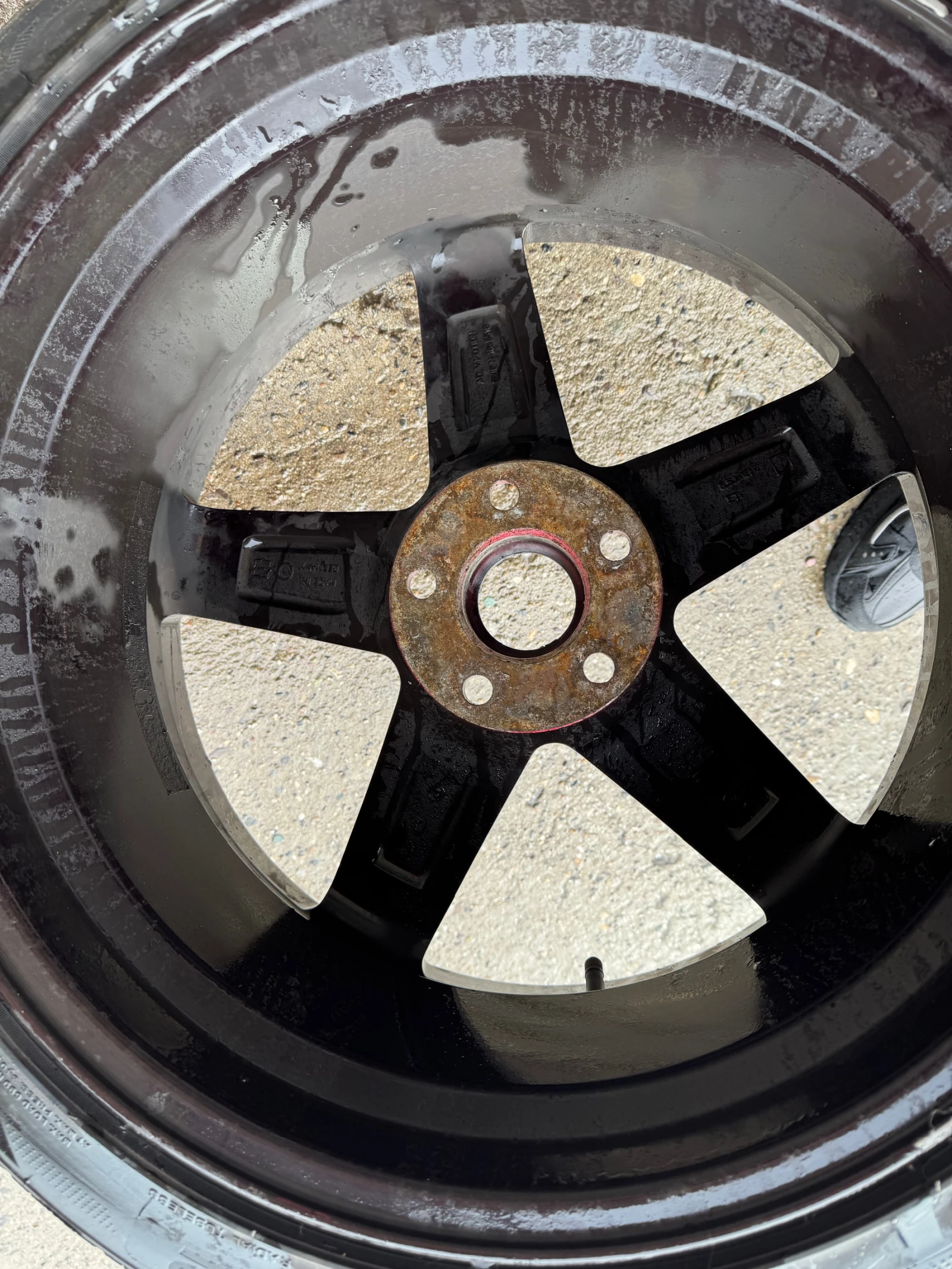    235/40R18 | Mobile.bg   8