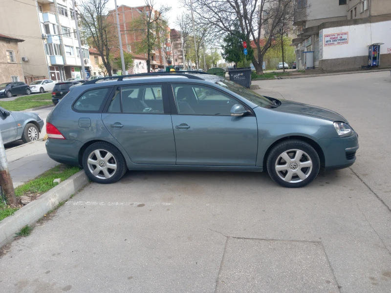 VW Golf Variant, снимка 2 - Автомобили и джипове - 48385048