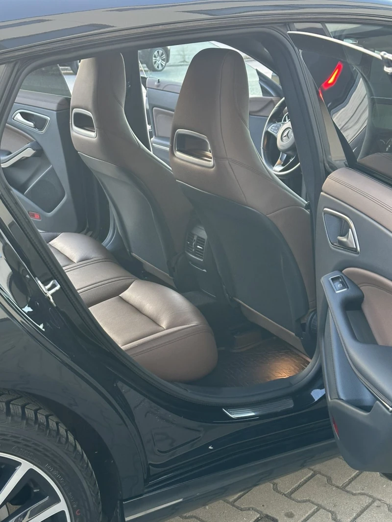 Mercedes-Benz CLA 250 Shooting Brake 7G-DCT 4Matic 84000km, снимка 14 - Автомобили и джипове - 51398814