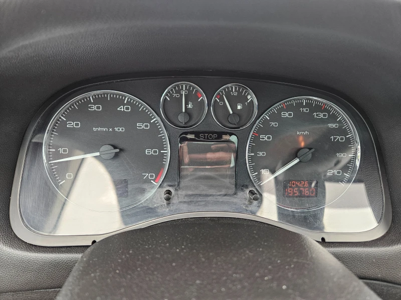 Peugeot 307 2.0I Германия 7 места, снимка 7 - Автомобили и джипове - 51884691