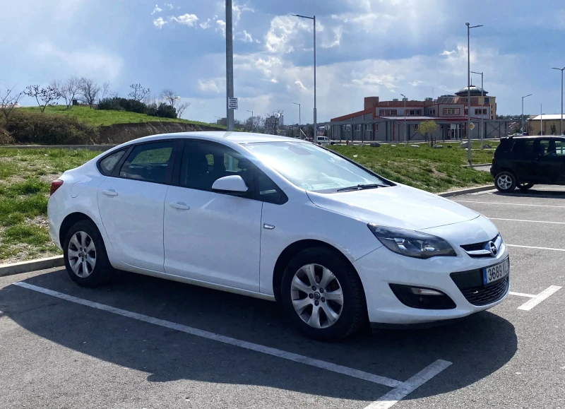 Opel Astra LPG | 1.4 Turbo, снимка 3 - Автомобили и джипове - 51991973