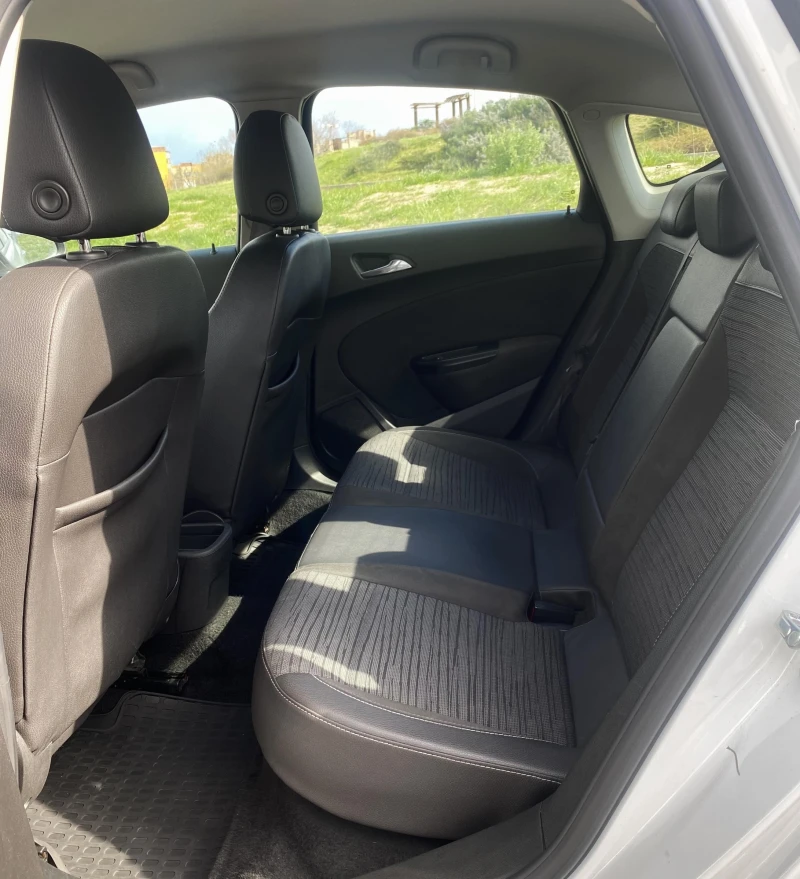 Opel Astra LPG | 1.4 Turbo, снимка 11 - Автомобили и джипове - 51991973