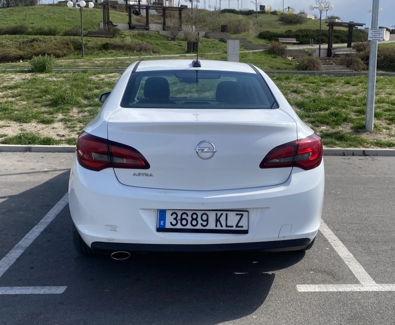 Opel Astra LPG | 1.4 Turbo, снимка 5 - Автомобили и джипове - 51991973