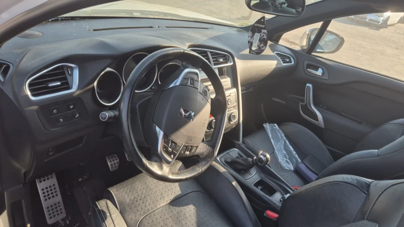 Citroen DS4 2.0hdi, снимка 5 - Автомобили и джипове - 52572739