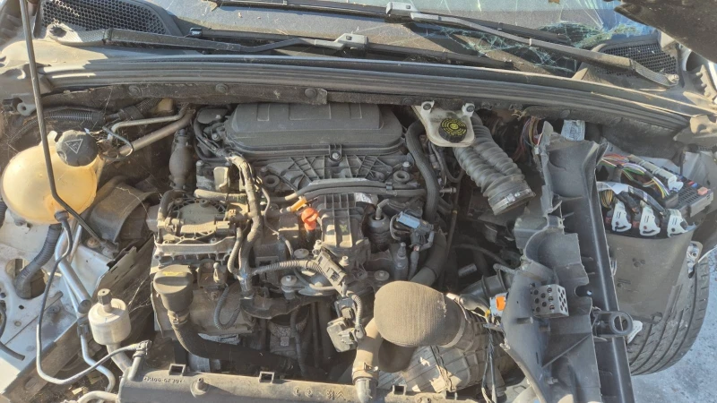 Citroen DS4 2.0hdi, снимка 8 - Автомобили и джипове - 52572739