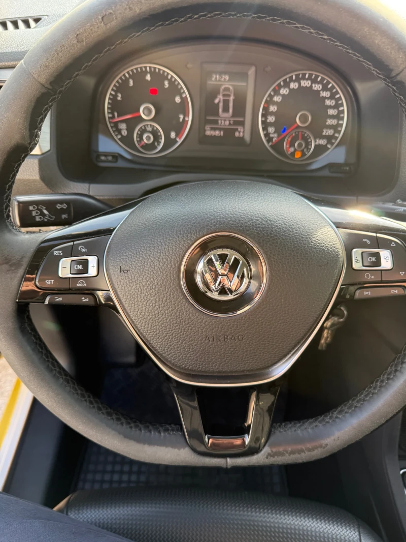 VW Caddy 1.4 TGI, снимка 11 - Автомобили и джипове - 52828140