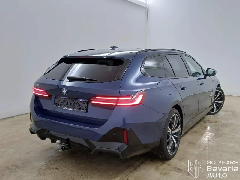 BMW i5 40 eDrive Touring Automatic, снимка 3 - Автомобили и джипове - 53573683