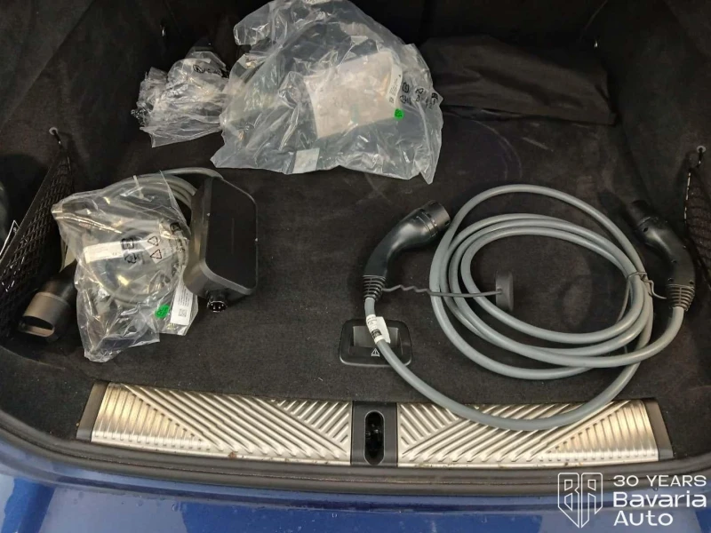 BMW i5 40 eDrive Touring Automatic, снимка 14 - Автомобили и джипове - 53573683