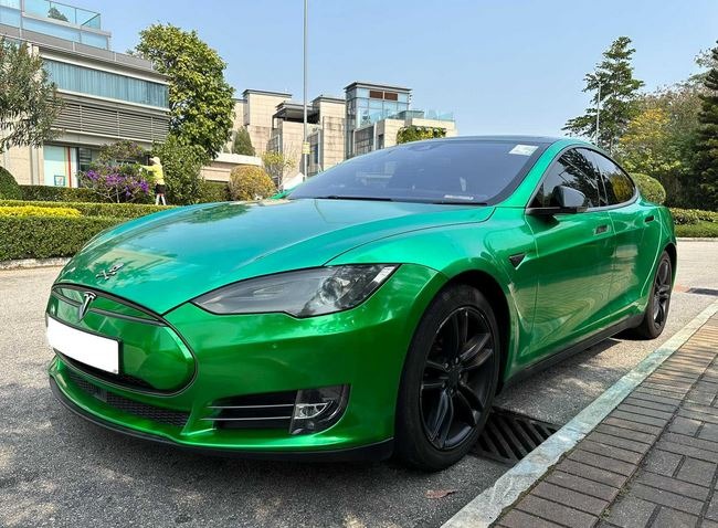 Tesla Model S 25 лв/ден за Такси, снимка 4 - Автомобили и джипове - 41800029