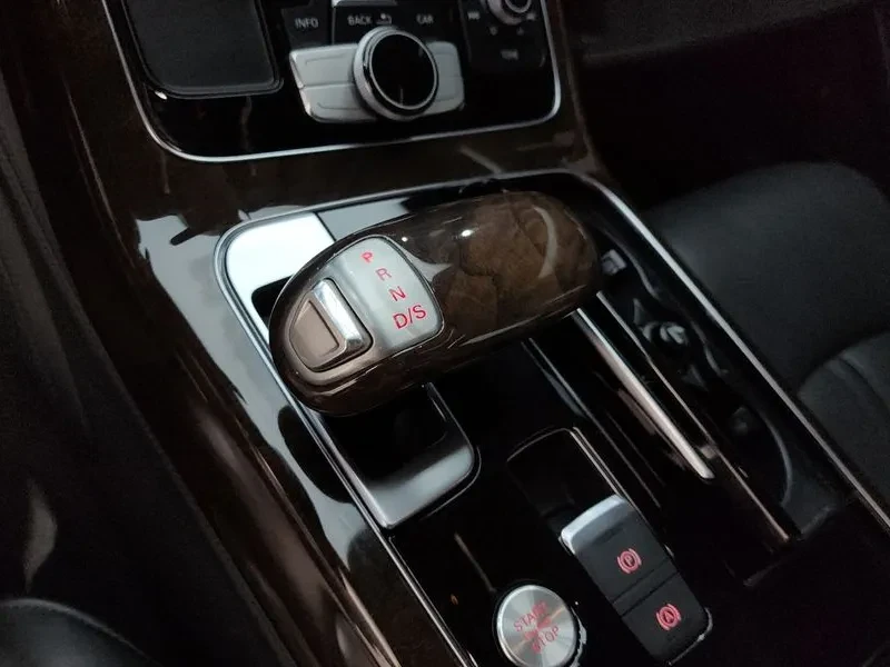 Audi A8 4.2 TDI QUATTRO, снимка 9 - Автомобили и джипове - 55097965