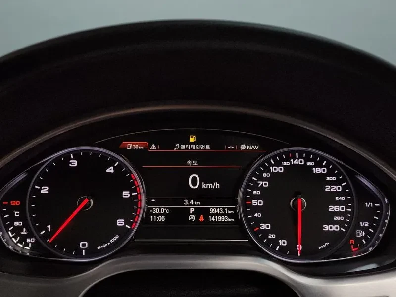 Audi A8 4.2 TDI QUATTRO, снимка 8 - Автомобили и джипове - 55097965