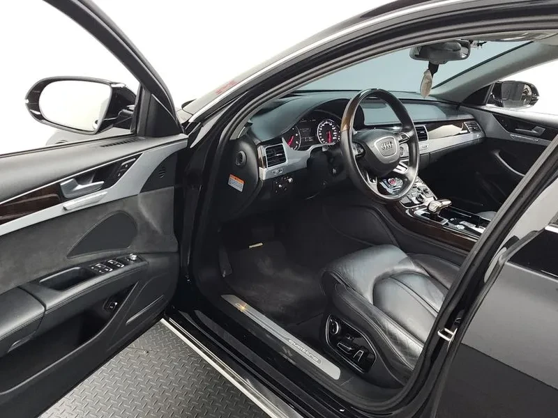 Audi A8 4.2 TDI QUATTRO, снимка 10 - Автомобили и джипове - 55097965