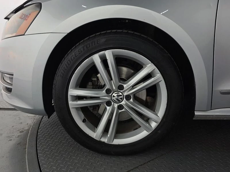 VW Passat * 2.0* TDI* B7* , снимка 5 - Автомобили и джипове - 55723187