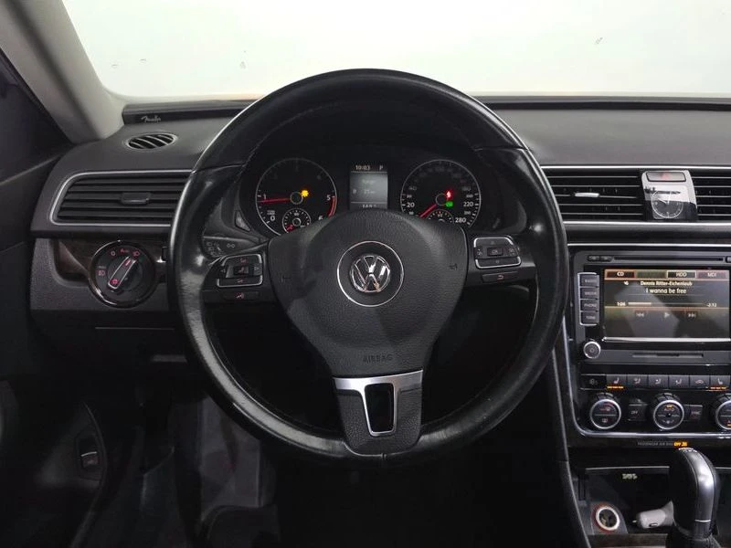 VW Passat * 2.0* TDI* B7* , снимка 15 - Автомобили и джипове - 55723187